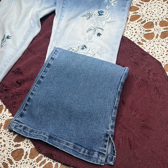 Yagi skinny bell bottom jeans 2 tone denim with floral embroidery size 3 junior - Picture 7 of 14